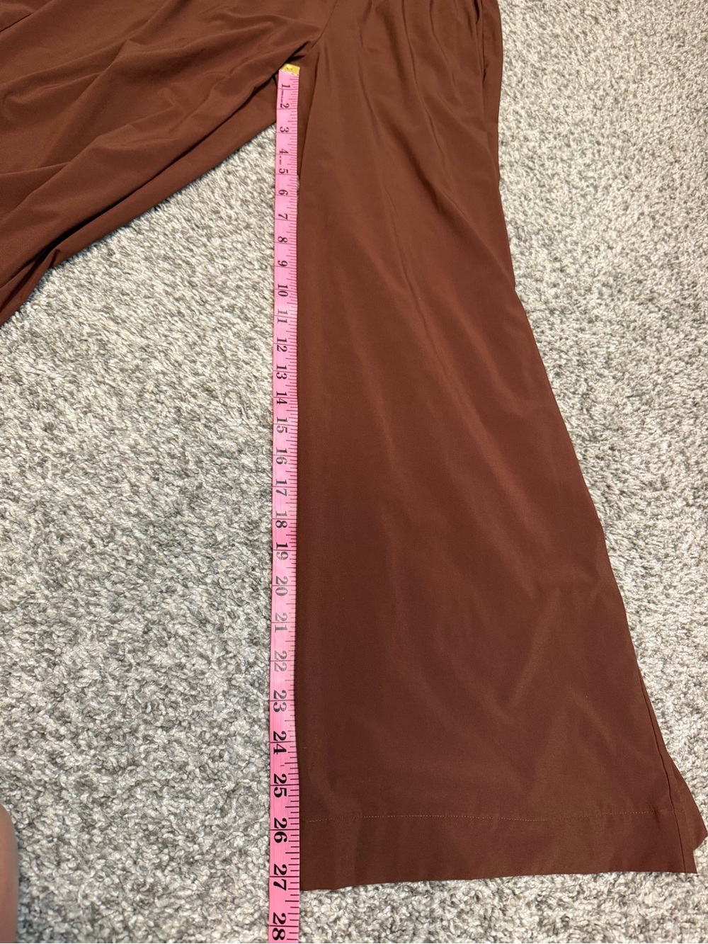 Vuori Villa wideleg pant - short small burnt Siena - Picture 3 of 9